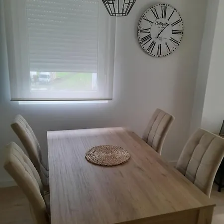 Aguanaz Apartment *