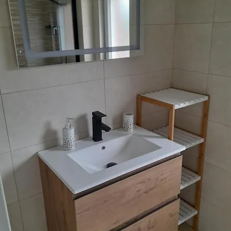 Aguanaz Apartment